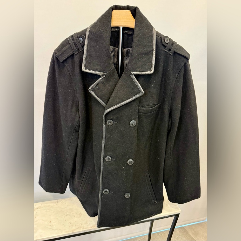 Standard cloth black peacoat size XL